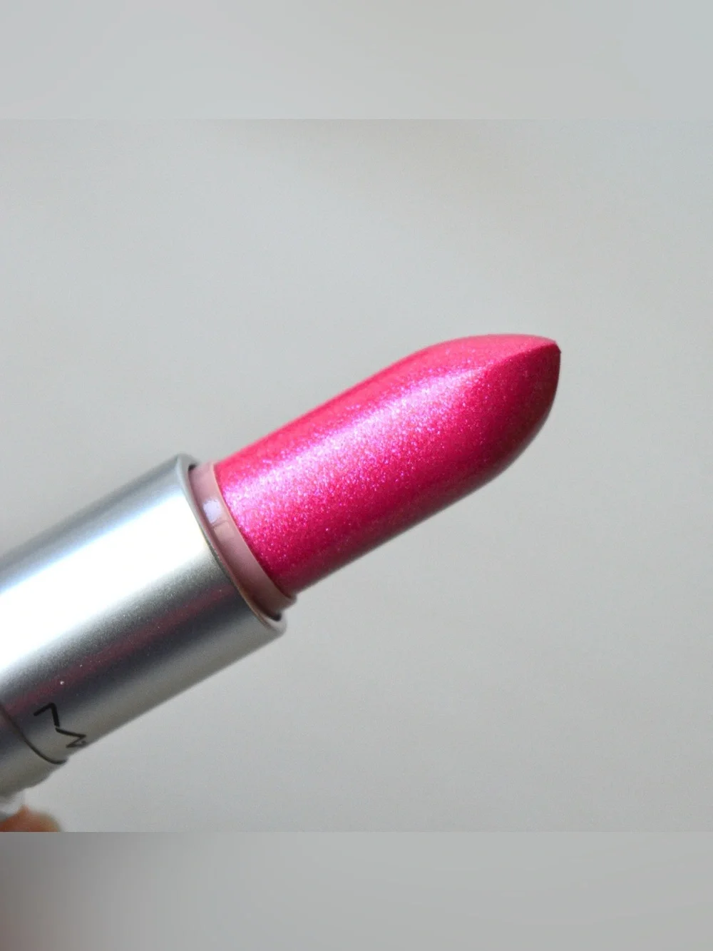 MAC Cosmetics Metallic Lipstick *IONIZED IRIS* Extra Rare LE Bright Magenta BNIB